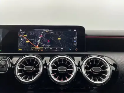 Photo 20 Mercedes Classe A  250 e 8G-DCT