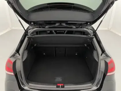 Photo 13 Mercedes Classe A  250 e 8G-DCT