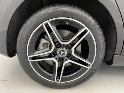 Photo 18 Mercedes Classe A  250 e 8G-DCT