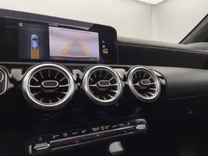 Photo 28 Mercedes Classe A  250 e 8G-DCT