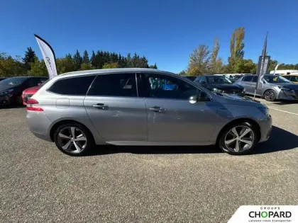 Photo 32 Peugeot 308  SW PureTech 130ch S&S EAT8