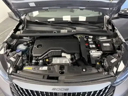 Photo 50 Peugeot 2008  Hybrid 145 e-DCS6