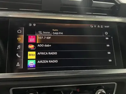 Photo 107 Audi Q3  45 TFSIe 245 ch S tronic 6