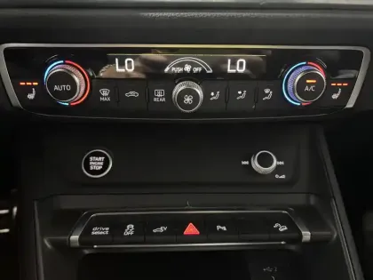 Photo 93 Audi Q3  45 TFSIe 245 ch S tronic 6