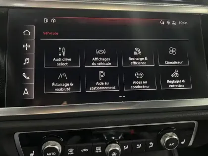 Photo 90 Audi Q3  45 TFSIe 245 ch S tronic 6