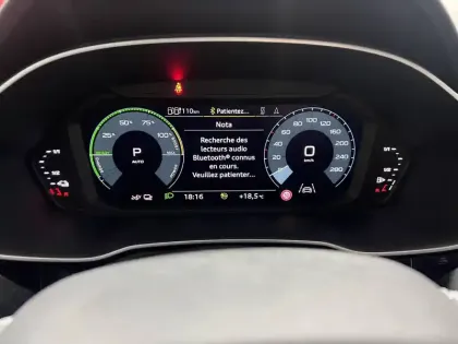 Photo 89 Audi Q3  45 TFSIe 245 ch S tronic 6