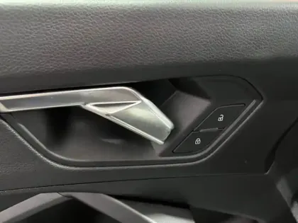 Photo 72 Audi Q3  45 TFSIe 245 ch S tronic 6