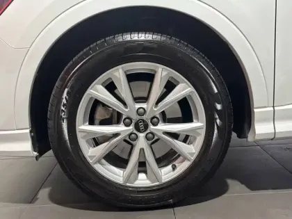 Photo 66 Audi Q3  45 TFSIe 245 ch S tronic 6