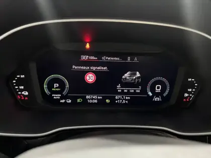 Photo 88 Audi Q3  45 TFSIe 245 ch S tronic 6