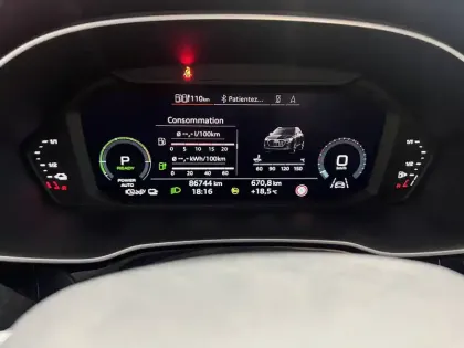 Photo 94 Audi Q3  45 TFSIe 245 ch S tronic 6