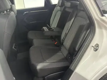 Photo 113 Audi Q3  45 TFSIe 245 ch S tronic 6