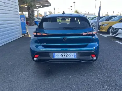 Photo 33 Peugeot 308  Hybrid 145 e-DCS6