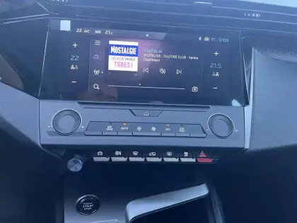 Photo 49 Peugeot 308  Hybrid 145 e-DCS6