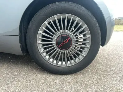 Photo 85 Fiat 500  e 95 ch