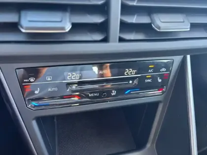 Photo 40 Volkswagen Polo  1.0 TSI 95 S&S BVM5