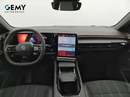 Photo 28 Renault Austral  E-Tech full hybrid 200 GSR2