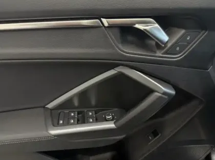 Photo 18 Audi Q3  Sportback 35 TDI 150 ch S tronic 7