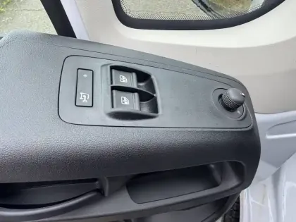 Photo 7 Peugeot Boxer  FGN TOLE 3.5 T L2H2 140 S&S BVA8