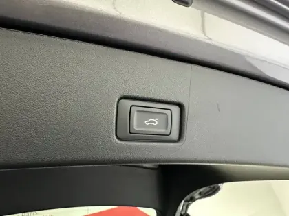 Photo 88 Audi Q4  e-tron Sportback 45 285 ch 82 kWh