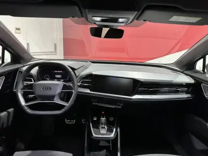 Photo 99 Audi Q4  e-tron Sportback 45 285 ch 82 kWh