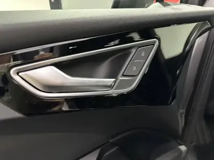 Photo 51 Audi Q4  e-tron Sportback 45 285 ch 82 kWh