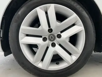 Photo 147 Renault Clio  Blue dCi 85