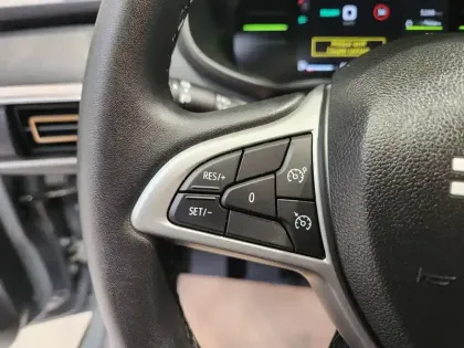 Photo 8 Dacia Jogger  Hybrid 140 7 places GSR2