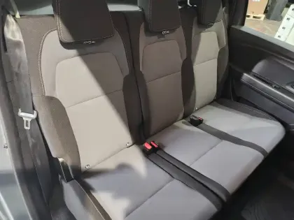 Photo 15 Dacia Jogger  Hybrid 140 7 places GSR2