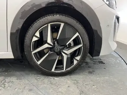 Photo 10 Peugeot 208  Hybrid 110 e-DCS6