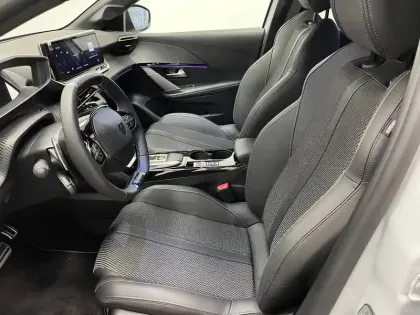 Photo 23 Peugeot 208  Hybrid 110 e-DCS6