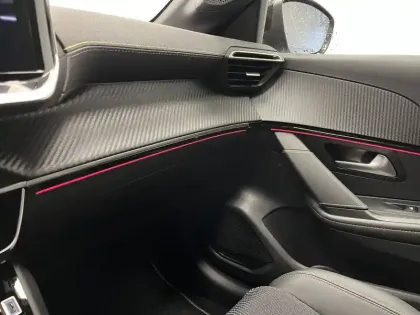 Photo 82 Peugeot 208  Hybrid 110 e-DCS6