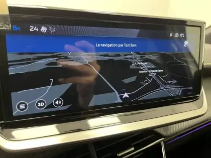 Photo 30 Peugeot 208  Hybrid 110 e-DCS6