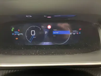 Photo 88 Peugeot 208  Hybrid 110 e-DCS6