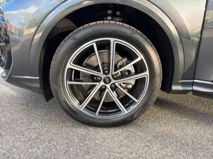 Photo 40 Audi Q5  Sportback e-hybrid 299 ch S tronic 7 Quattro