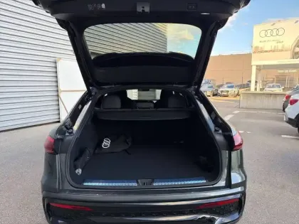 Photo 34 Audi Q5  Sportback e-hybrid 299 ch S tronic 7 Quattro
