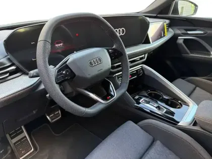 Photo 36 Audi Q5  Sportback e-hybrid 299 ch S tronic 7 Quattro