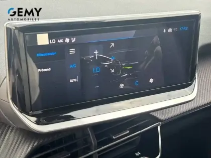 Photo 70 Peugeot 208  Electrique 50 kWh 136ch