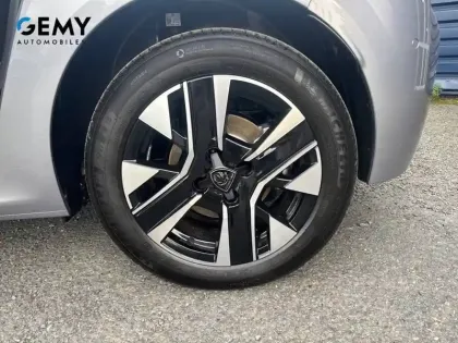 Photo 35 Peugeot 208 Gén. II Ph2 Allure 5