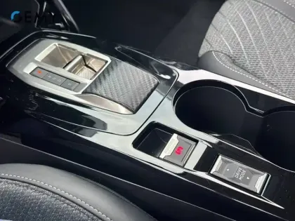 Photo 47 Peugeot 208 Gén. II Ph2 Allure 5