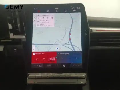 Photo 44 Renault Megane  E-Tech 220 ch autonomie confort AC22