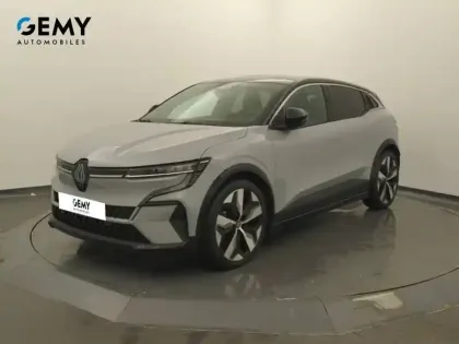 Photo 31 Renault Megane  E-Tech 220 ch autonomie confort AC22