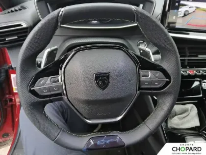 Photo 15 Peugeot 2008  Hybrid 145 e-DCS6