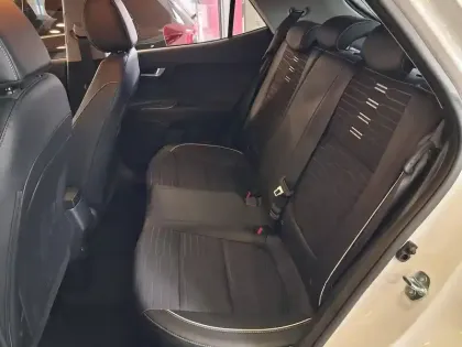 Photo 16 Kia Stonic  1.0 T-GDi 100 ch DCT7