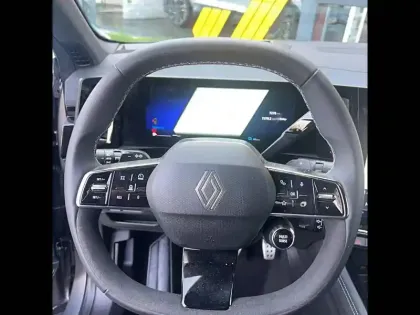 Photo 28 Renault Espace  E-Tech full hybrid 200 GSR2