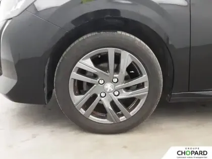 Photo 11 Peugeot 208  PureTech 75 S&S BVM5