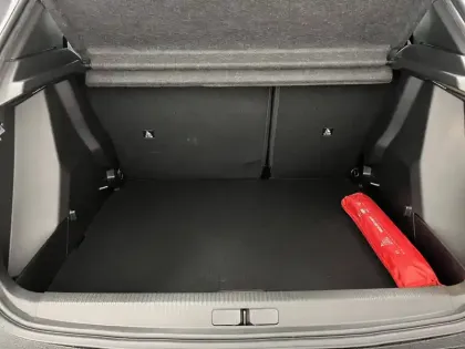 Photo 59 Peugeot 2008  Hybrid 145 e-DCS6