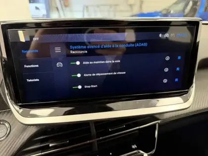 Photo 58 Peugeot 2008  Hybrid 145 e-DCS6