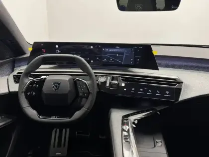 Photo 95 Peugeot 5008  Hybrid 145 e-DCS6