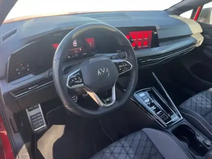 Photo 39 Volkswagen Golf  1.5 eTSI OPF 150 DSG7