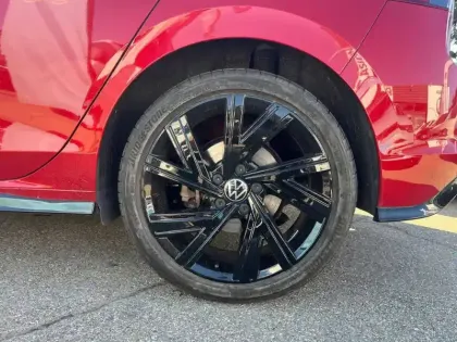 Photo 43 Volkswagen Golf  1.5 eTSI OPF 150 DSG7